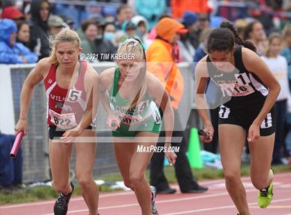 Thumbnail 2 in PIAA Class AAA Track & Field Championships photogallery.