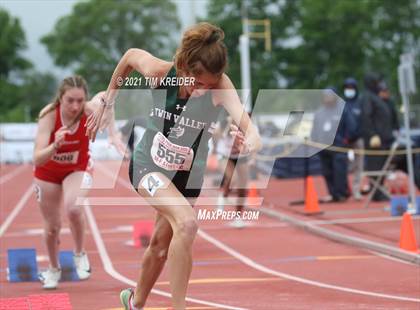 Thumbnail 1 in PIAA Class AAA Track & Field Championships photogallery.