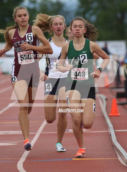 Thumbnail 3 in PIAA Class AAA Track & Field Championships photogallery.
