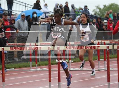 Thumbnail 3 in PIAA Class AAA Track & Field Championships photogallery.