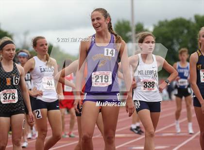 Thumbnail 1 in PIAA Class AAA Track & Field Championships photogallery.
