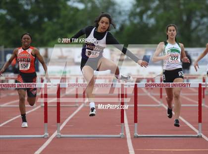 Thumbnail 3 in PIAA Class AAA Track & Field Championships photogallery.