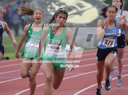 Thumbnail 3 in PIAA Class AAA Track & Field Championships photogallery.