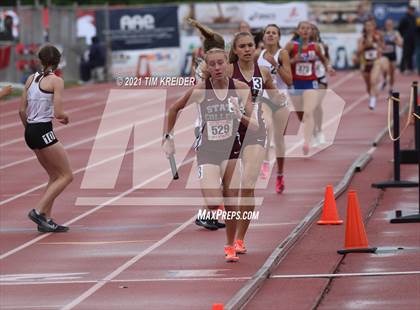 Thumbnail 3 in PIAA Class AAA Track & Field Championships photogallery.