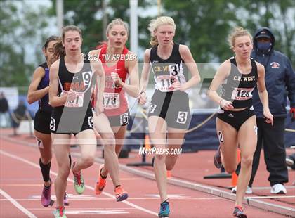 Thumbnail 1 in PIAA Class AAA Track & Field Championships photogallery.