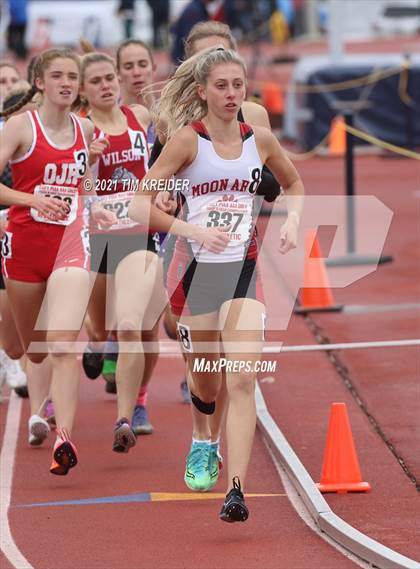 Thumbnail 3 in PIAA Class AAA Track & Field Championships photogallery.