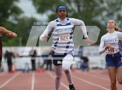 Thumbnail 2 in PIAA Class AAA Track & Field Championships photogallery.