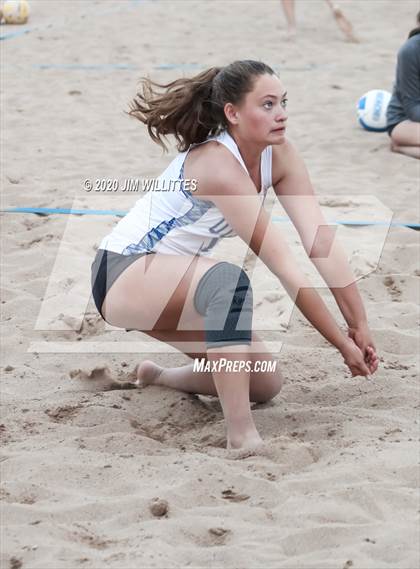 Thumbnail 3 in O'Connor Gold Final (OC Beach Invitational)  photogallery.