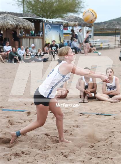Thumbnail 2 in O'Connor Gold Final (OC Beach Invitational)  photogallery.