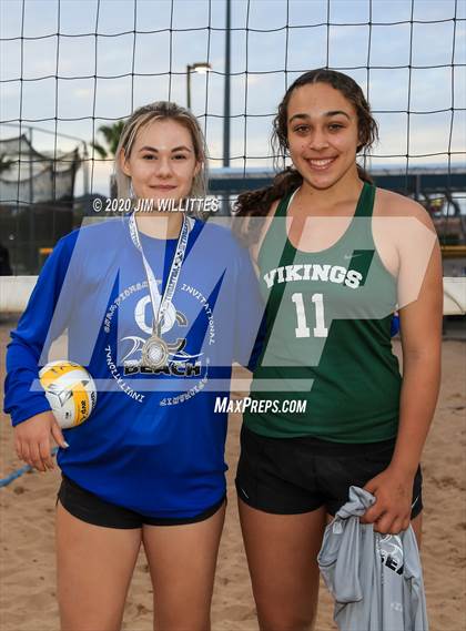 Thumbnail 2 in O'Connor Gold Final (OC Beach Invitational)  photogallery.