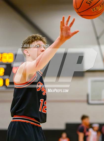 Thumbnail 3 in Cheyenne Wells vs. Elkhart photogallery.