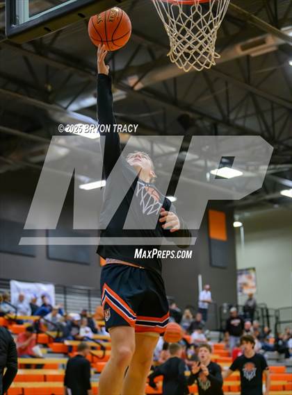 Thumbnail 3 in Cheyenne Wells vs. Elkhart photogallery.