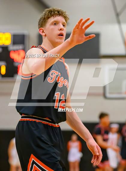 Thumbnail 2 in Cheyenne Wells vs. Elkhart photogallery.