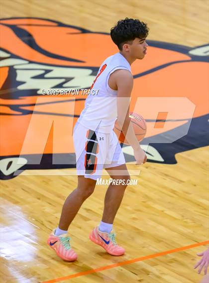 Thumbnail 2 in Cheyenne Wells vs. Elkhart photogallery.