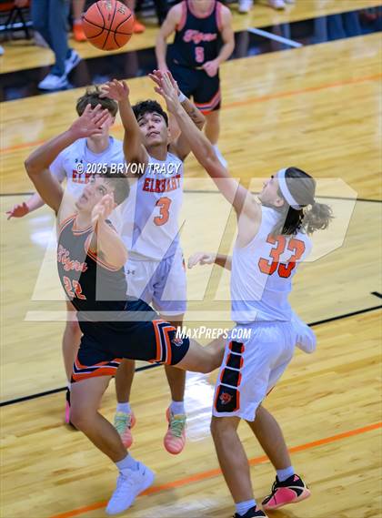 Thumbnail 2 in Cheyenne Wells vs. Elkhart photogallery.