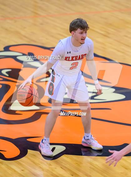 Thumbnail 1 in Cheyenne Wells vs. Elkhart photogallery.