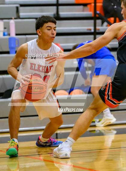 Thumbnail 3 in Cheyenne Wells vs. Elkhart photogallery.