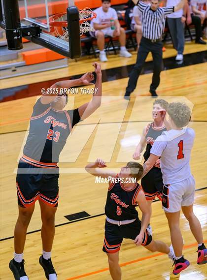 Thumbnail 1 in Cheyenne Wells vs. Elkhart photogallery.