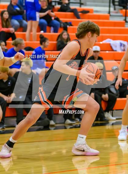 Thumbnail 3 in Cheyenne Wells vs. Elkhart photogallery.