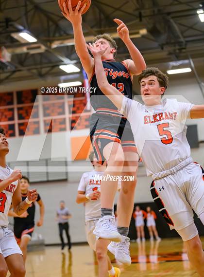 Thumbnail 2 in Cheyenne Wells vs. Elkhart photogallery.