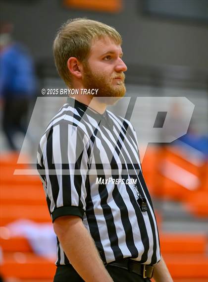 Thumbnail 2 in Cheyenne Wells vs. Elkhart photogallery.