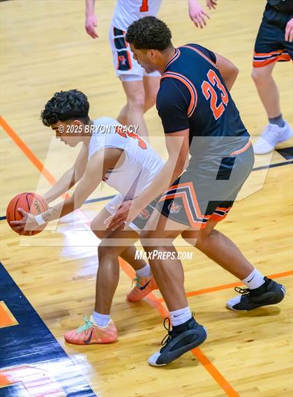 Thumbnail 3 in Cheyenne Wells vs. Elkhart photogallery.