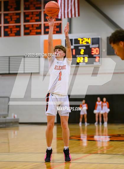 Thumbnail 2 in Cheyenne Wells vs. Elkhart photogallery.