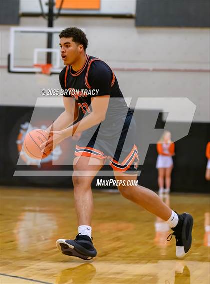 Thumbnail 2 in Cheyenne Wells vs. Elkhart photogallery.