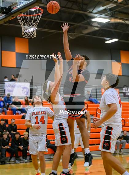 Thumbnail 2 in Cheyenne Wells vs. Elkhart photogallery.