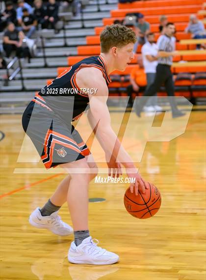 Thumbnail 3 in Cheyenne Wells vs. Elkhart photogallery.