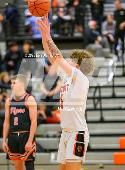 Thumbnail 3 in Cheyenne Wells vs. Elkhart photogallery.