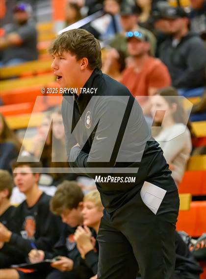 Thumbnail 3 in Cheyenne Wells vs. Elkhart photogallery.