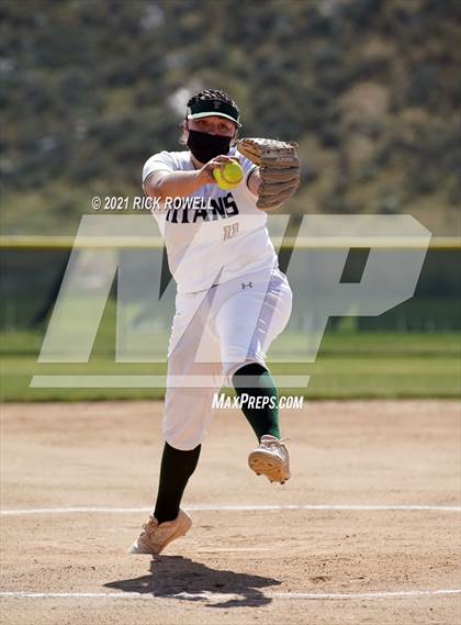 Thumbnail 2 in Sage Creek @ Tahquitz photogallery.