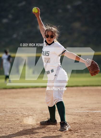 Thumbnail 1 in Sage Creek @ Tahquitz photogallery.