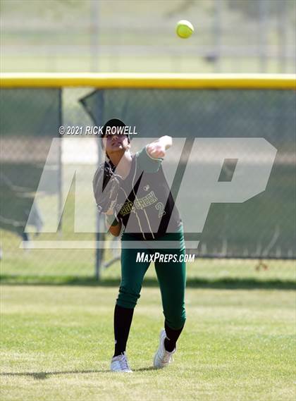 Thumbnail 2 in Sage Creek @ Tahquitz photogallery.