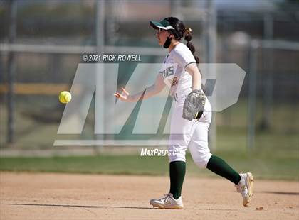 Thumbnail 3 in Sage Creek @ Tahquitz photogallery.