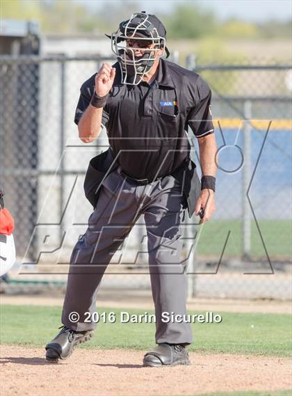 Thumbnail 3 in Thurston @ O'Connor (Coach Bob National Invitational) photogallery.