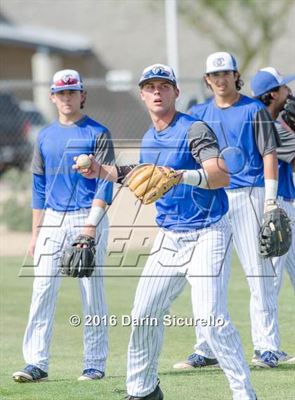 Thumbnail 2 in Thurston @ O'Connor (Coach Bob National Invitational) photogallery.