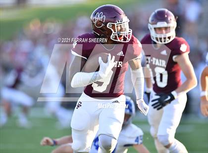 Thumbnail 3 in Katy Taylor @ Cy-Fair photogallery.