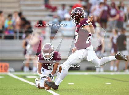 Thumbnail 2 in Katy Taylor @ Cy-Fair photogallery.