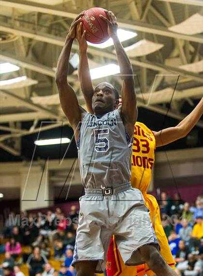 Thumbnail 1 in Yates vs. Lincoln (Spalding Hoophall Classic) photogallery.