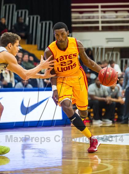 Thumbnail 1 in Yates vs. Lincoln (Spalding Hoophall Classic) photogallery.