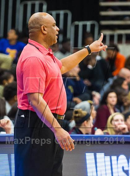 Thumbnail 1 in Yates vs. Lincoln (Spalding Hoophall Classic) photogallery.