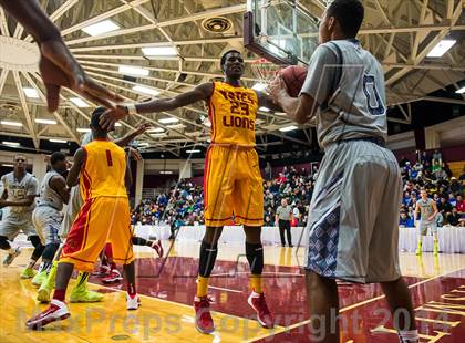 Thumbnail 2 in Yates vs. Lincoln (Spalding Hoophall Classic) photogallery.