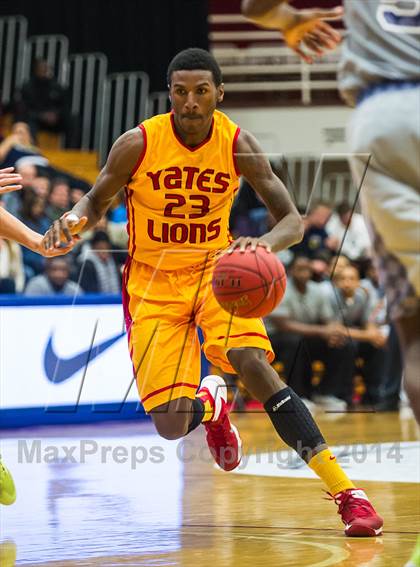 Thumbnail 2 in Yates vs. Lincoln (Spalding Hoophall Classic) photogallery.