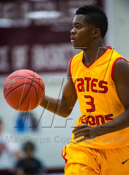 Thumbnail 1 in Yates vs. Lincoln (Spalding Hoophall Classic) photogallery.