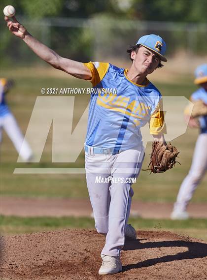 Thumbnail 2 in McClatchy @ Center photogallery.