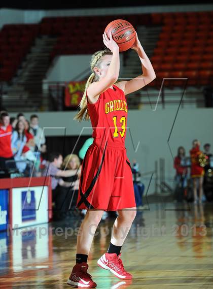 Thumbnail 1 in McPherson vs. Labette County (KSHSAA 4A 1st Round) photogallery.