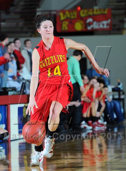 Thumbnail 3 in McPherson vs. Labette County (KSHSAA 4A 1st Round) photogallery.
