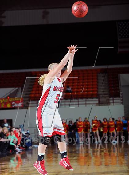 Thumbnail 1 in McPherson vs. Labette County (KSHSAA 4A 1st Round) photogallery.